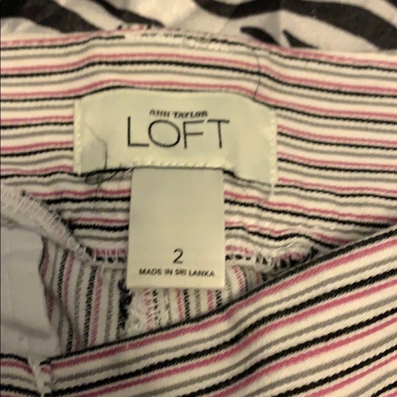 Shorts - Picture 3 of 4